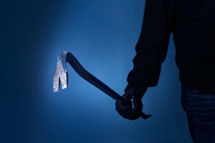 Αλβανός χτύπησε σωφρονιστικό υπάλληλο με σιδηρολοστό στις φυλακές Κορυδαλλού